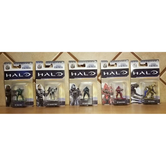 NIB 5 HALO Nano Metal figs Die-Cast Metal Figures  Master Chief  Arbiter & more - Picture 1 of 14